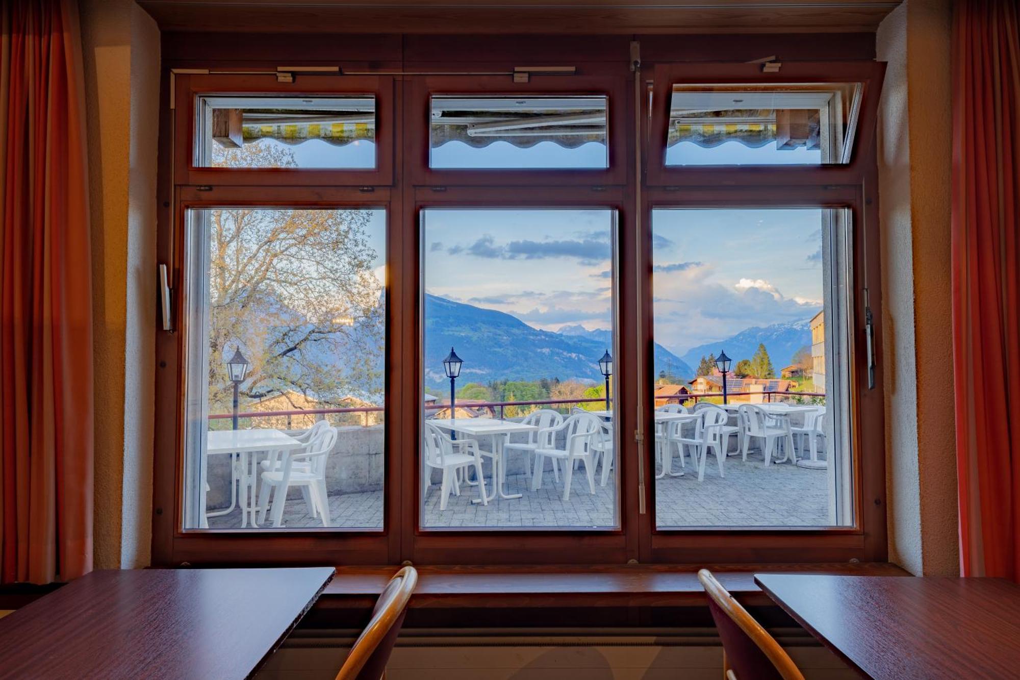Hotel Aeschipark Aeschi Bei Spiez Exterior photo