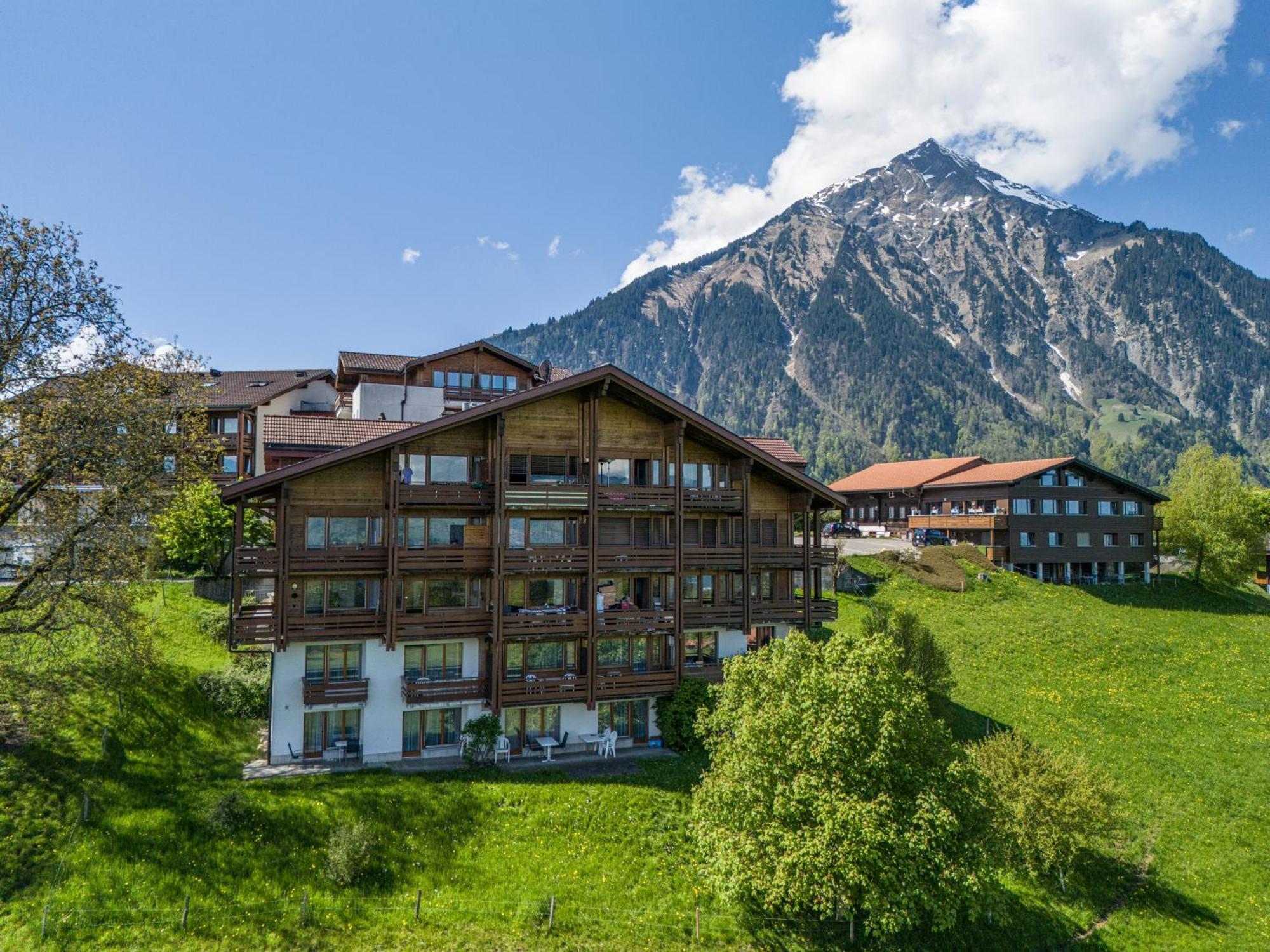 Hotel Aeschipark Aeschi Bei Spiez Exterior photo